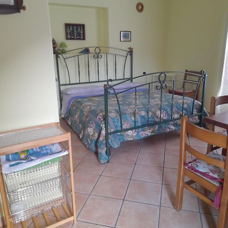 Casa U Turcu Apartman Stromboli Szoba fotó